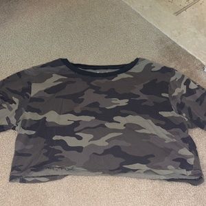 Aero Camo Cropped T Shirt